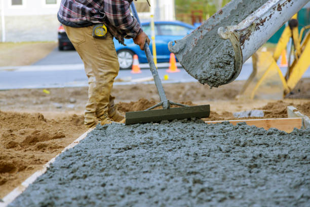 Best Concrete Sidewalk Installation in Algona, WA